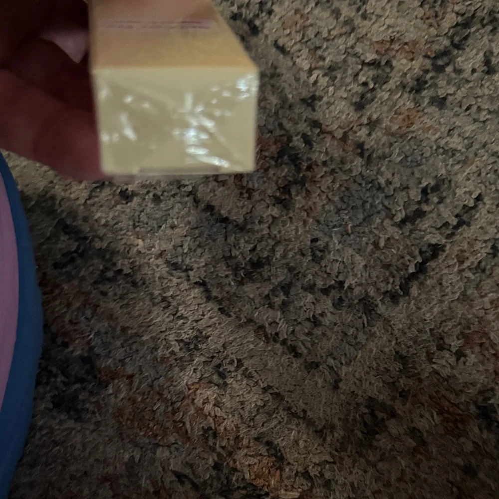 Nail Care Pen - Pale Yellow Packaging